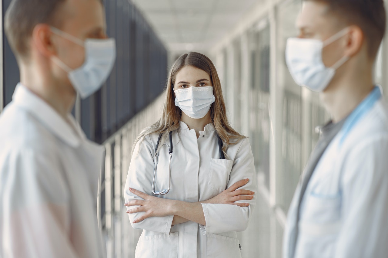 doctors wearing face mask